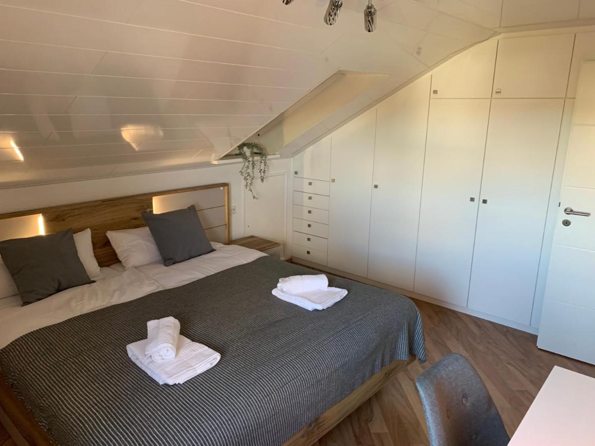 2 Zimmer Ferienwohnung Obersulm エクステリア 写真